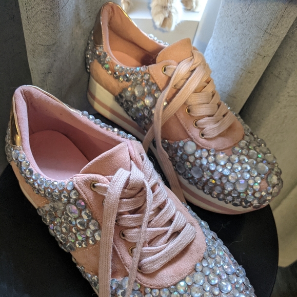 Custom Rhinestone Festival Shoes - 8 - Picture 4 of 7